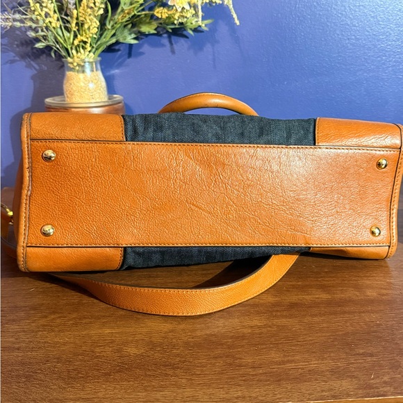 Michael Kors Hamilton Satchel- Denim w/Brown Leather trim- large- gold hardware - Picture 6 of 7